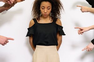 10 Friendship Red Flags That Show It's Time to Move On